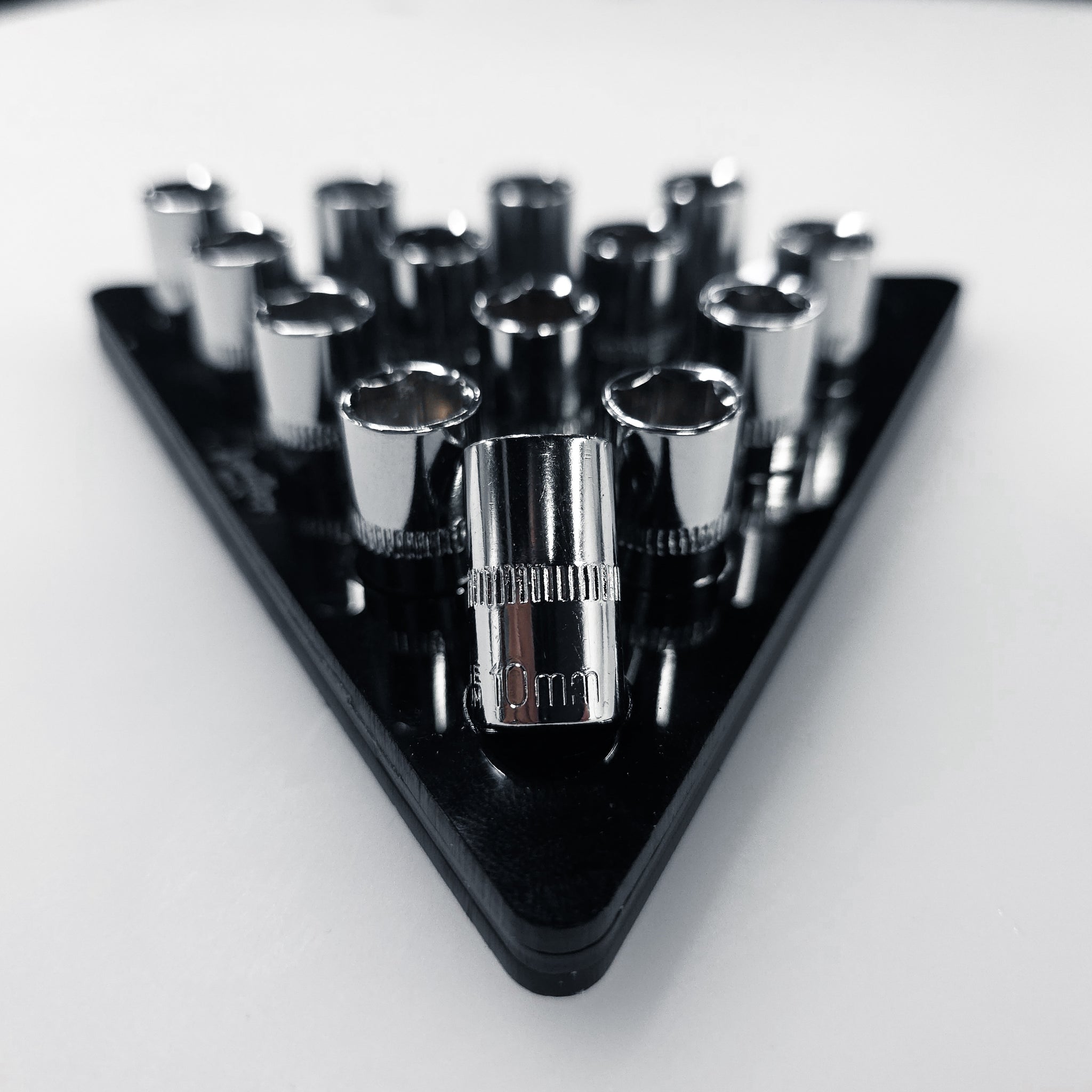 10mm Triangle Peg Game